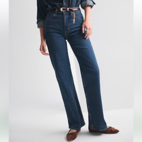 Abercrombie & Fitch Denim - Abercrombie & Fitch High Rise 90s Relaxed Jean 31/12 LONG